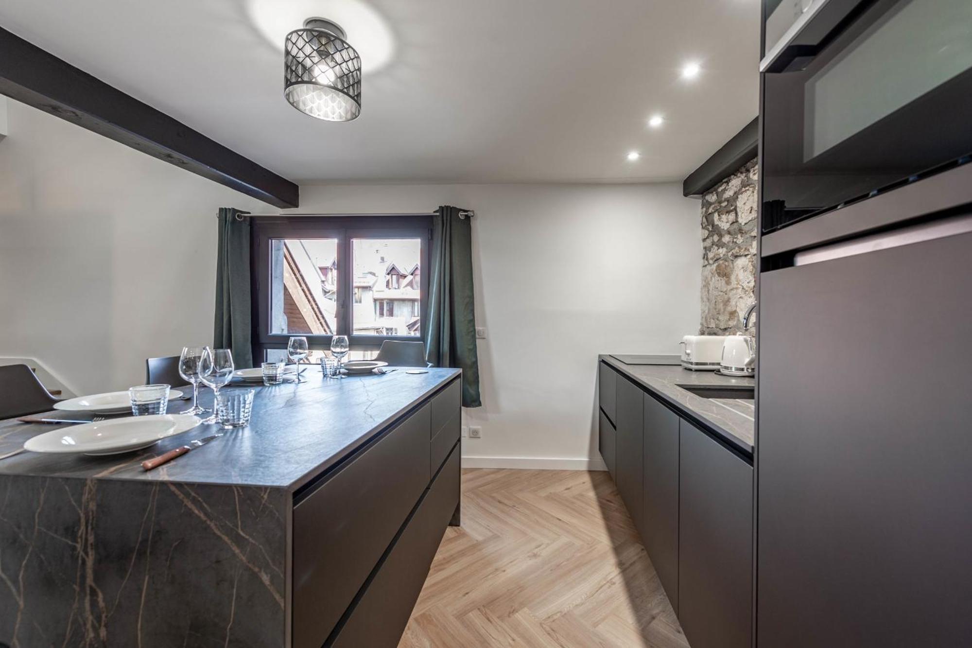 Matterhorn Apartment Анси Екстериор снимка
